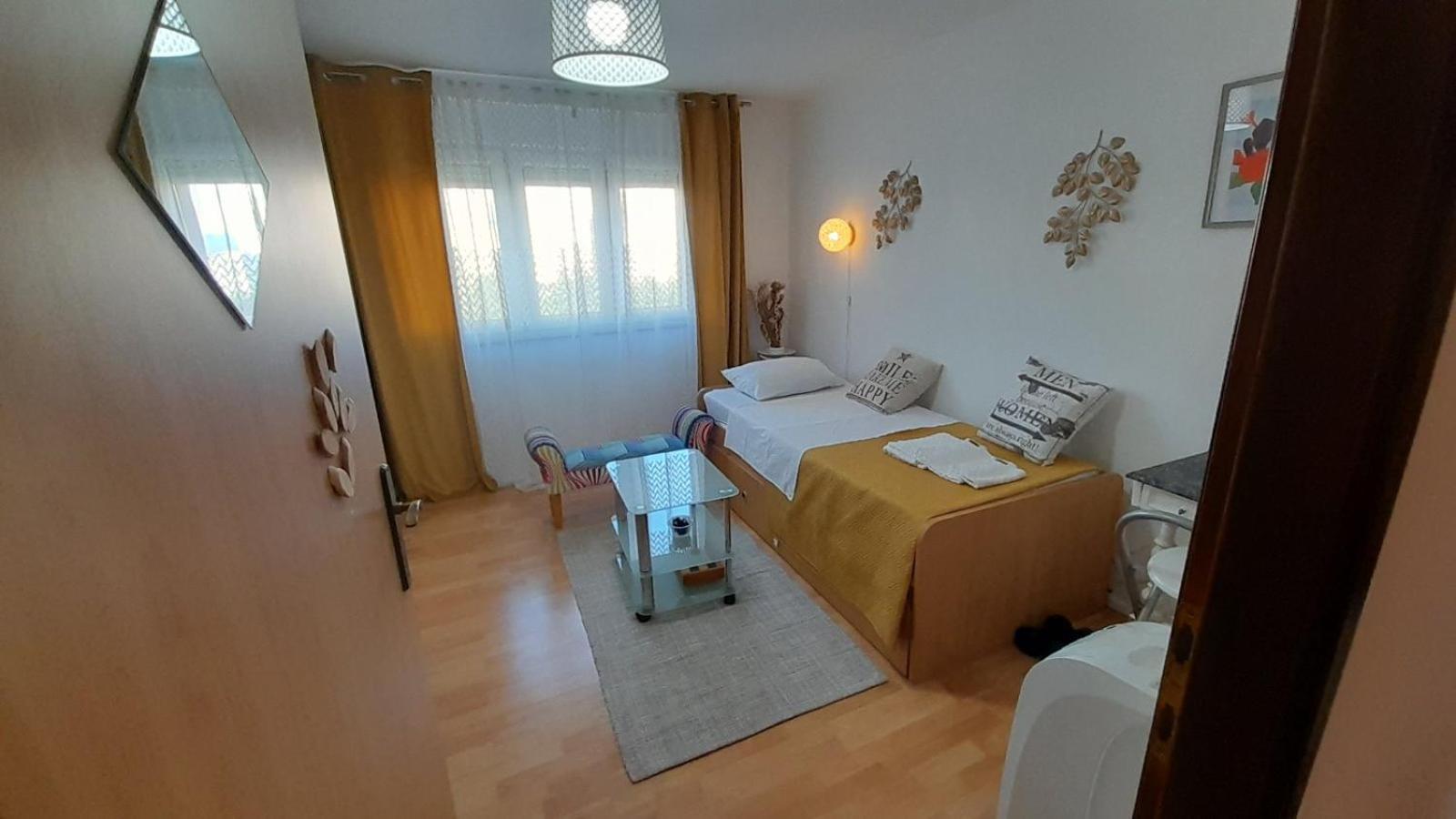 Appartamento Riaway Fiume Esterno foto
